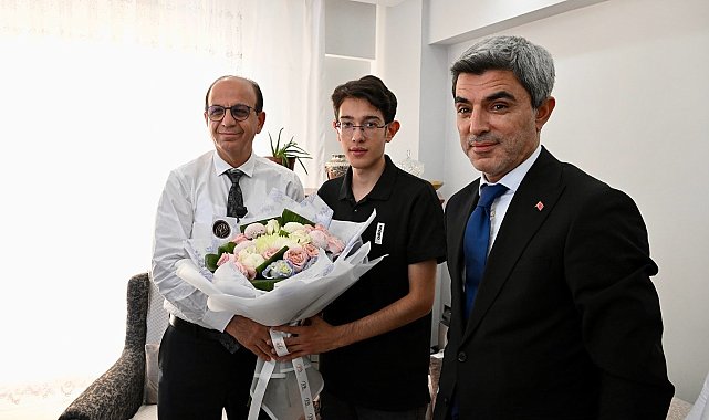 Geçit, Türkiye birincisi Arda Taşdemir&#039;i ziyaret etti