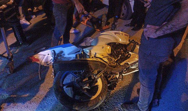 Hafif ticari araç ile motosiklet çarpıştı: 1 yaralı