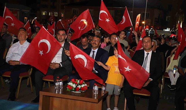 Hakkari'de 15 Temmuz etkinliğine yoğun ilgi