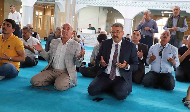 Hakkari'de 15 Temmuz şehitleri için mevlit okutuldu