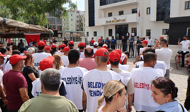 Iğdır'da işten çıkarılan 204 işçi eylemlerine devam ediyor