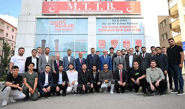 İsmail Kahraman Erzurum'da
