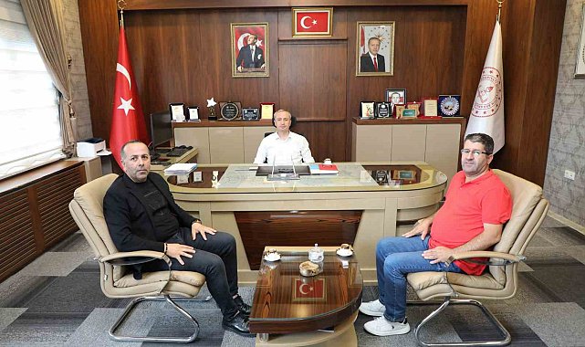 İstanbul Köy Çocukları Derneği Başkanı Özbilgi, Ağrı Eğitim Müdürü Kökrek'i ziyaret etti
