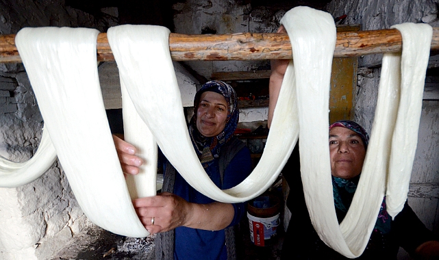 Kars'ta kadınların çeçil peyniri telaşı başladı