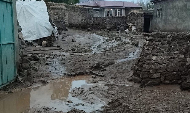 Kars'ta sel bazı köylerde hasara yol açtı