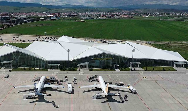Kars'ta Haziran ayında 51 bin 662 kişi uçtu