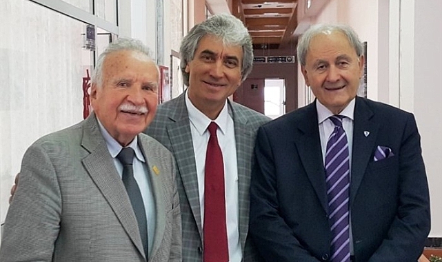 Korkmaz “Kuşlar Ölür, Akılda Kalan Uçuştur”