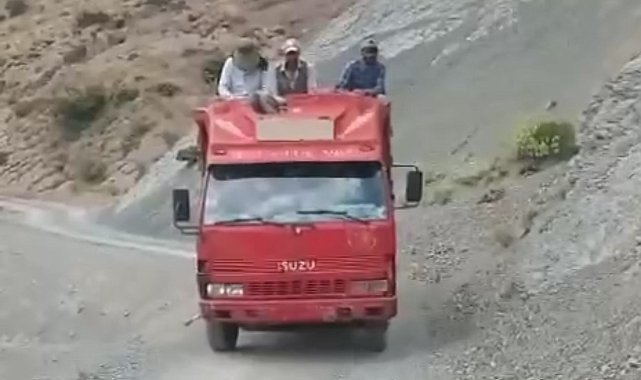 Köy sakinleri bozuk olan yayla yolunun onarılmasını istiyor