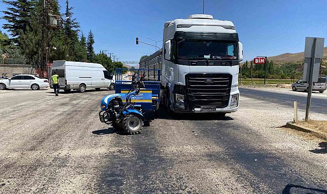 Malatya'da kamyon ile pat pat motoru çarpıştı:1 yaralı
