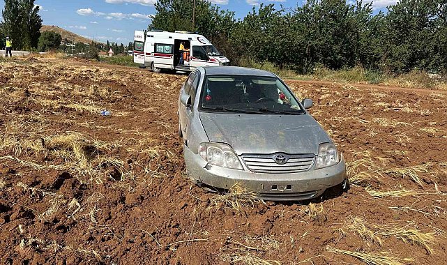 Malatya'da otomobil şarampole düştü: 3 yaralı