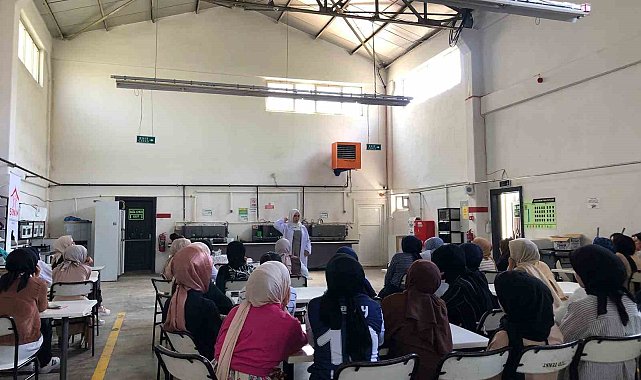 Muş&#039;ta çalışan kadınlara kanser eğitimi