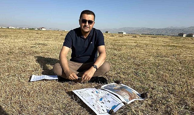 Öğretmen Kenan Canan 'Uluslararası coğrafya kongresinde' Yüksekova depremini anlatacak