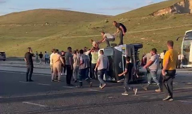 Pasinler'de zincirleme trafik kazası: 3 yaralı