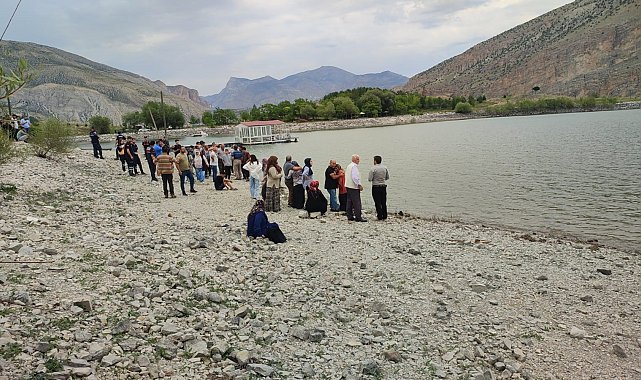Tortum Gölü'ne giren çocuk kayboldu
