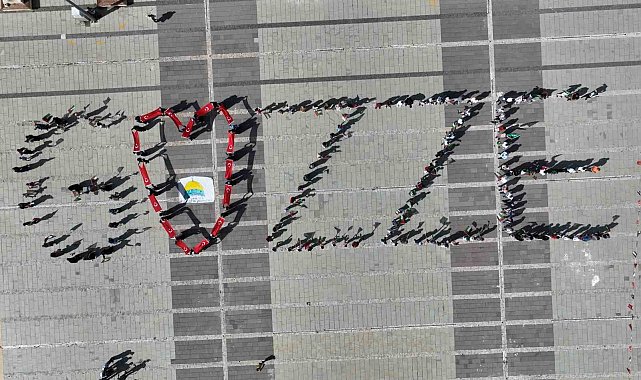 Van YYÜ&#039;de &#039;Gazze&#039; koreografisi oluşturuldu