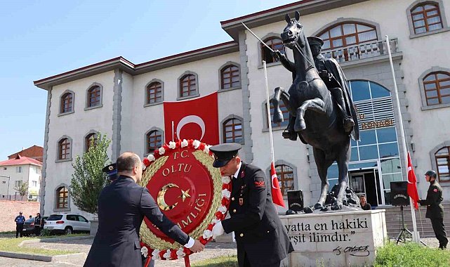 30 Ağustos Zafer Bayramı Oltu'da kutlandı