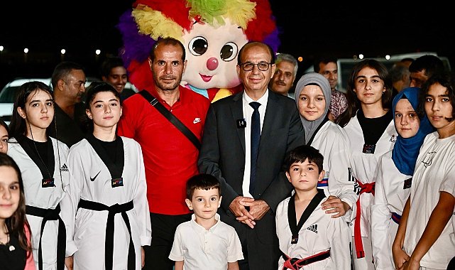 'Yeşilyurt Yaz Akşamları' Zafer Bayramı programıyla final yaptı