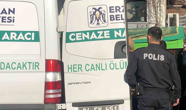 Araç içerisinde kalp krizi geçiren kamyon sürücüsü vefat etti
