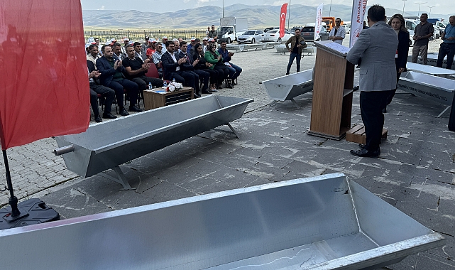 Ardahan'da 15 köye sıvat dağıtıldı