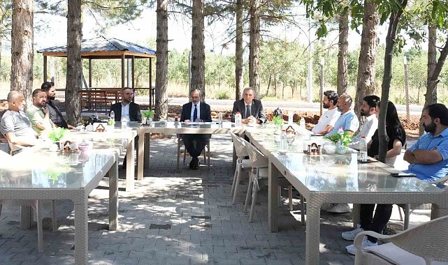 Rektör Çelik, "Kanal İstanbul gibi çılgın projelerle üniversiteye çağ atlatacağız"