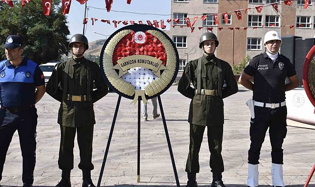 Bitlis'te 30 Ağustos Zafer Bayramı kutlamaları