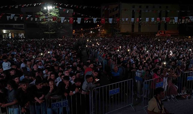 Bitlis'te Öykü Gürman rüzgarı esti