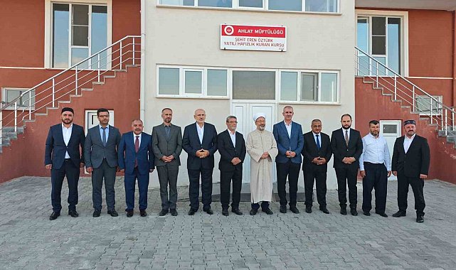 Diyanet İşleri Başkanı Erbaş'tan, Şehit Eren Öztürk Külliyesi'ne ziyaret