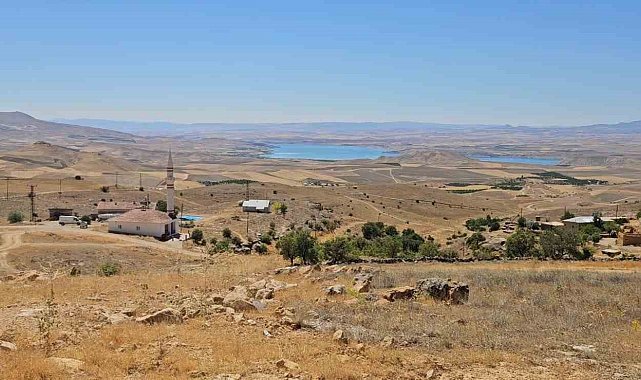 Elazığ'da bir köy ve mezralarında su sorunu giderildi