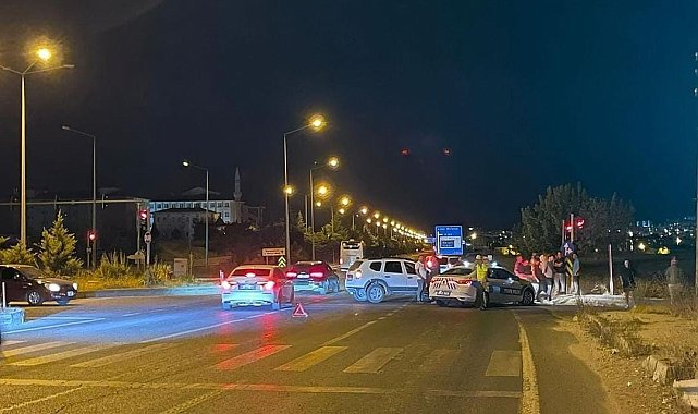 Elazığ'da maddi hasarlı kaza