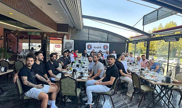 Elazığspor maç öncesi bir araya geldi