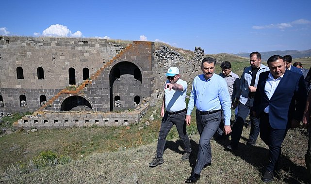 ER-VAK'tan Vali Mustafa Çiftçi'ye tabyalarda ilk ders önerisi
