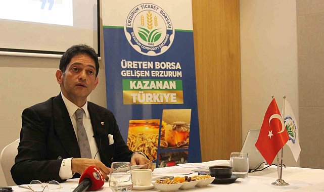 Erzurum Borsası Başkanı Hakan Oral hizmetlerini basına anlattı