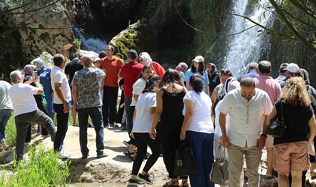 Girlevik Şelalesi'nde hafta sonu yoğunluk yaşandı