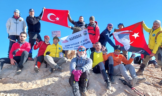 KARSDAK dağcıları ilk defa Cilo Dağına zirve yaptı