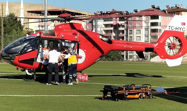 Kazada yaralanan yaya hava ambulansı ile Malatya'ya sevk edildi
