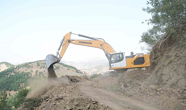 Muş'ta köy yollarında çığ tehlikesine karşı çalışmalar sürüyor