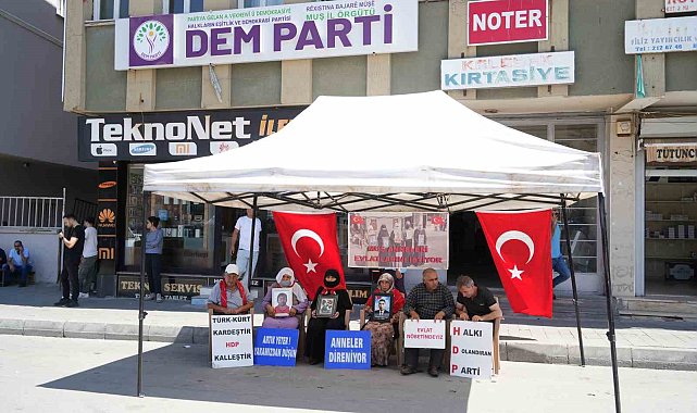 Muşlu ailelerin evlat nöbeti kararlılıkla devam ediyor