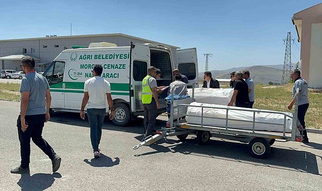 Otobüs kazasında hayatını kaybedenlerin cenazeleri Ağrı'ya getirildi