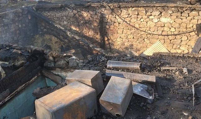 Sahip olduğu her şey kül oldu