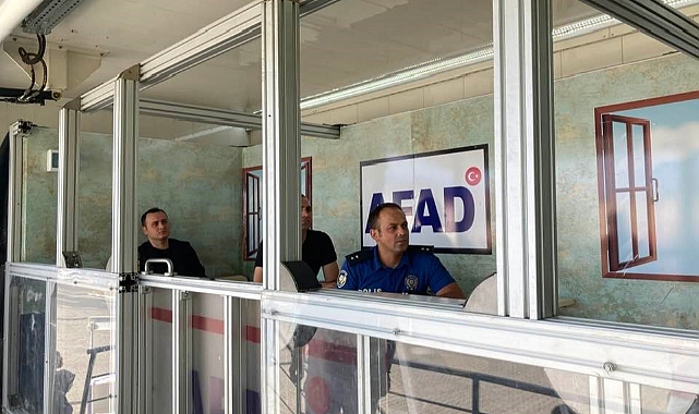 Susuz'da AFAD deprem farkındalık tırı etkinliği