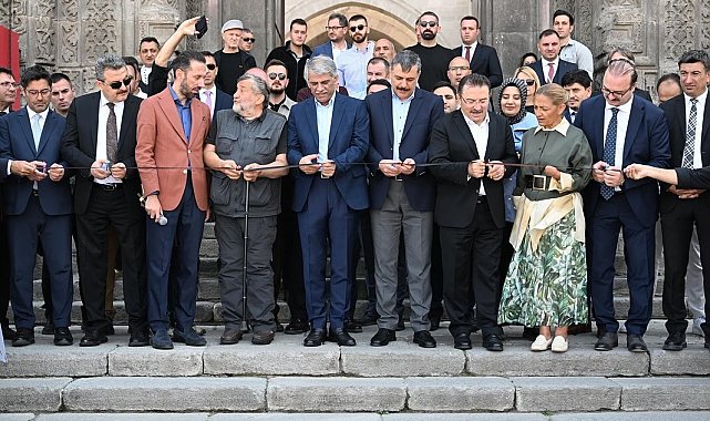 Tarihi medresede sergi açılışı