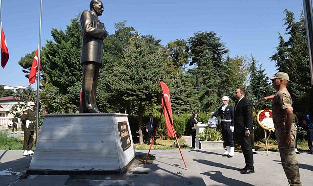 Tatvan'da 30 Ağustos Zafer Bayramı coşkuyla kutlandı