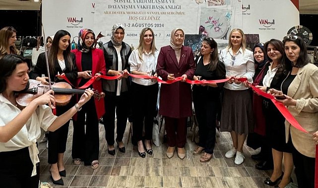 Van'daki 4 ADEM'den ortak sergi