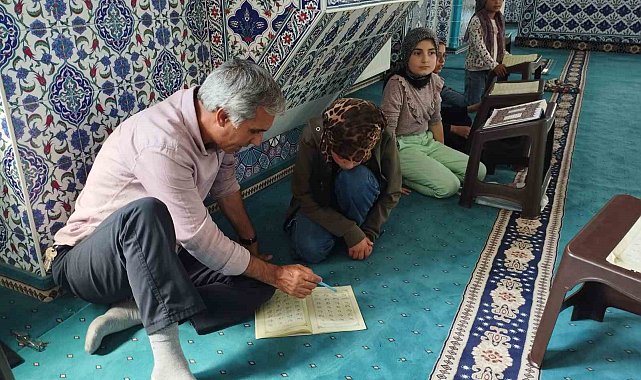 Varto'da Kur'an kursu öğrencileri arasında futbol turnuvası düzenlendi