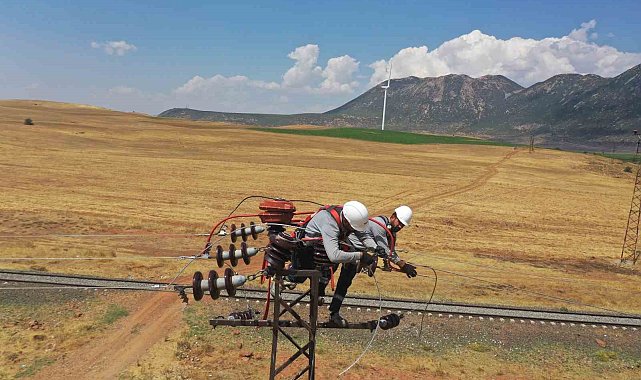 VEDAŞ, Bitlis'teki köy ve mezralarda çalışmalarını sürdürüyor