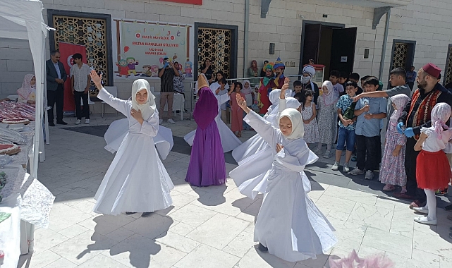 Yaz okulu kapanışı eğlenceli geçti