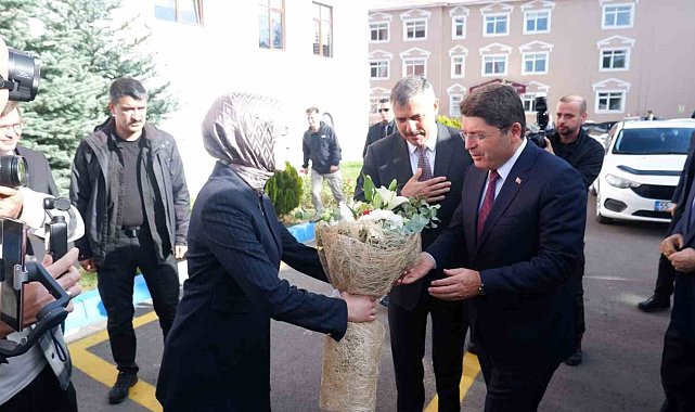 Adalet Bakanı Yılmaz Tunç Erzurum'da