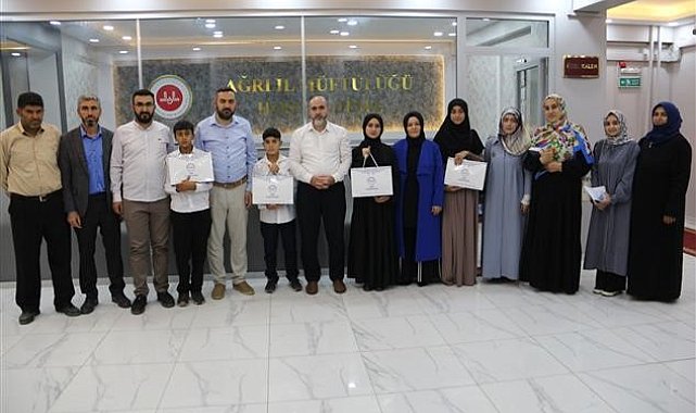 Ağrı'da Hafızlık ve Kur'an-ı Kerimi Güzel Okuma Yarışması yapıldı