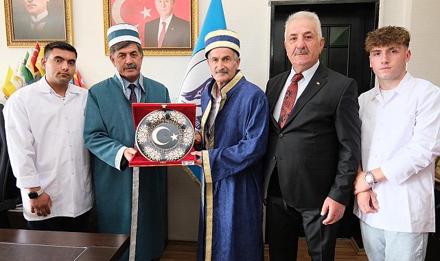 Ahilerden Başkan Aksun'a ziyaret