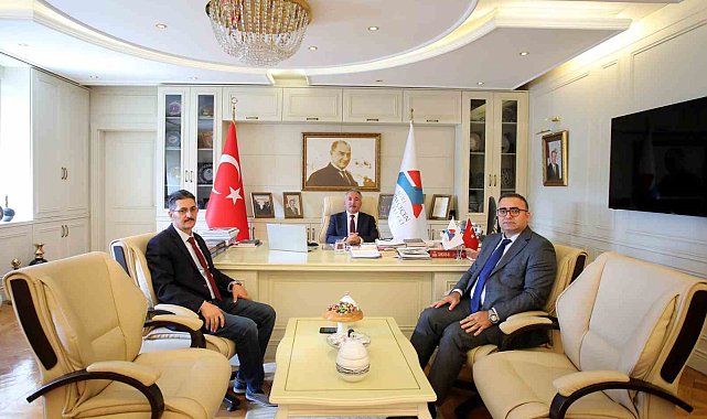 AİÇÜ akademisyenleri 'Dünyanın en etkili bilim insanları' arasında